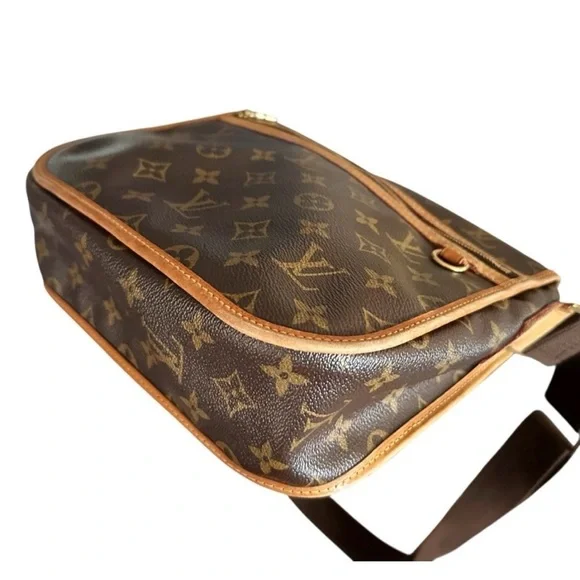 💯Authentic Louis Vuitton Brown Monogram Crossbody Bag certified by poshmark - Picture 7 of 16